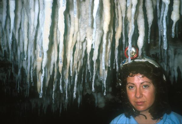 048_17.jpg
